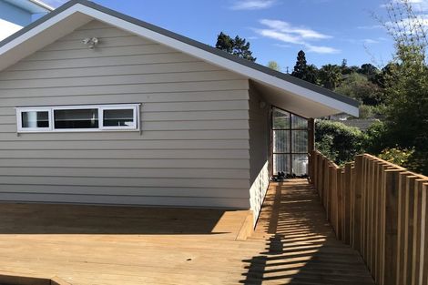 Photo of property in 20 Cypress Place, Sunnynook, Auckland, 0620