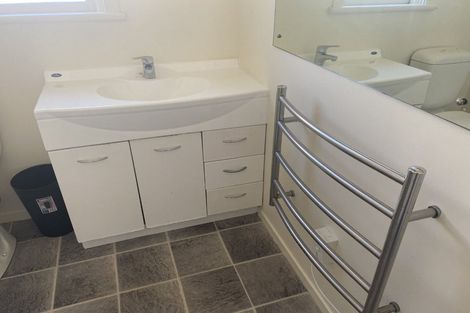 Photo of property in 20 Royal Crescent, Saint Kilda, Dunedin, 9012