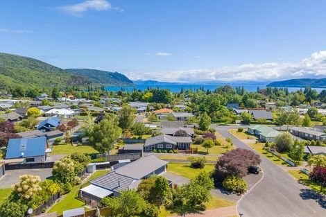 Photo of property in 10 Yasmin Lane, Kinloch, Taupo, 3377