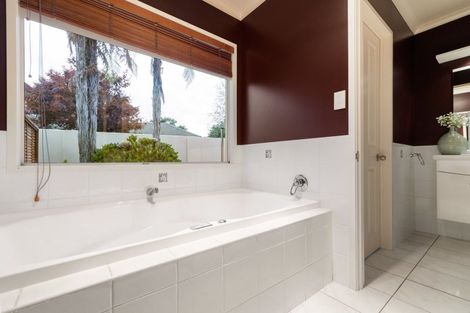 Photo of property in 8 Te Puroa Place, Huntington, Hamilton, 3210