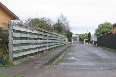 Photo of property in 34 Peppertree Glade, Kelvin Grove, Palmerston North, 4414