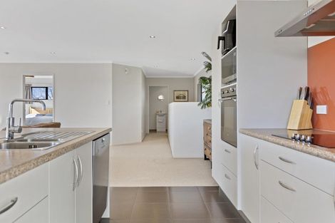 Photo of property in 11a Handley Place, Glen Avon, New Plymouth, 4312