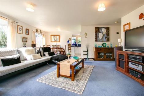 Photo of property in 64 Shrimpton Road, Haumoana, 4102