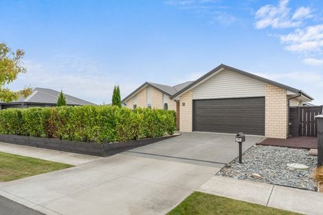 Photo of property in 59 Tiritiri Moana Drive, Pegasus, 7612