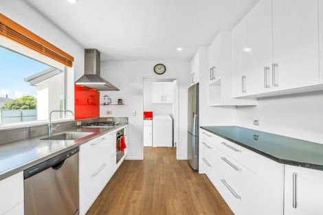 Photo of property in 10a Branksome Place, Parklands, Christchurch, 8083