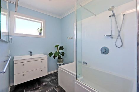 Photo of property in 57 Te Aute Road, Havelock North, 4130