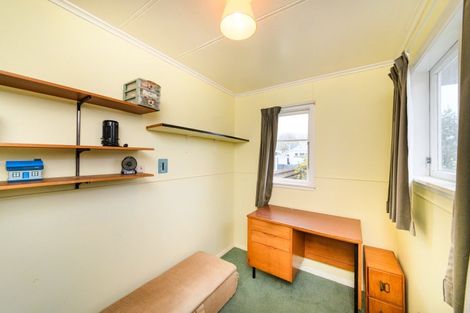 Photo of property in 12 Edwards Place, Terrace End, Palmerston North, 4410