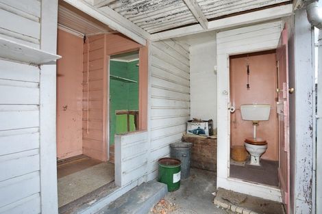 Photo of property in 16 French Street, Marton, 4710