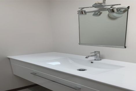 Photo of property in 70 Nimmo Avenue East, Waikanae, 5036