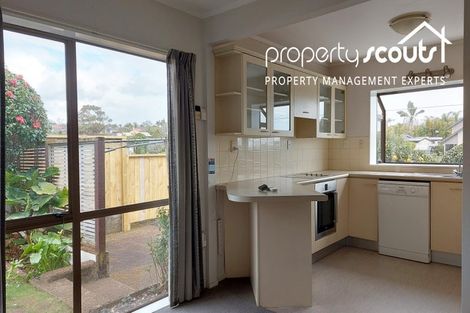 Photo of property in 2/14 Bramley Drive, Farm Cove, Auckland, 2012