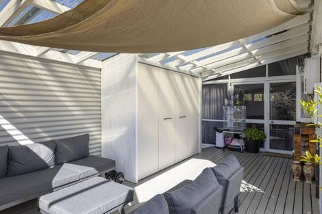 Photo of property in 32 Shepherd Road, Waipahihi, Taupo, 3330