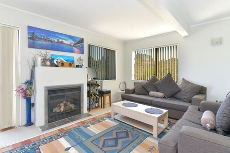 Photo of property in 2 Astrolabe Place, Gulf Harbour, Whangaparaoa, 0930