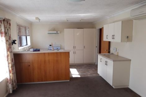 Photo of property in 120 Grahams Road, Burnside, Christchurch, 8053