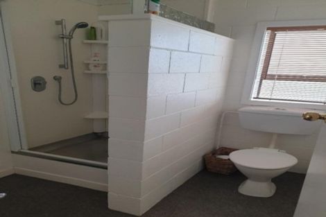 Photo of property in 38 Okiwa Terrace, Waiinu Beach, Whanganui, 4588