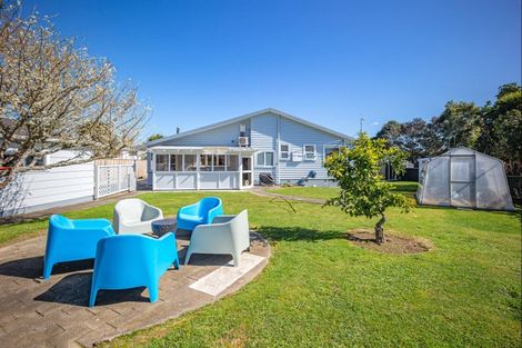 Photo of property in 7 Harlech Street, Levin, 5510