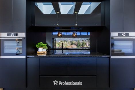 Photo of property in 49 Mount Marua Drive, Maymorn, Upper Hutt, 5018