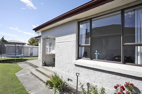 Photo of property in 302 Princes Street, Strathern, Invercargill, 9812