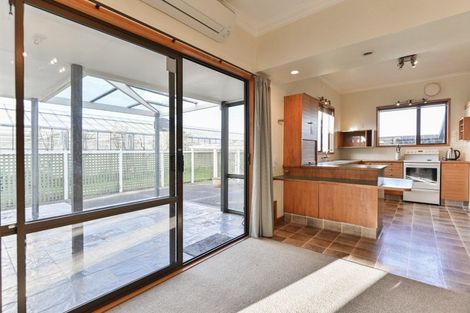 Photo of property in 39 Main Rd Clive, Clive, 4102