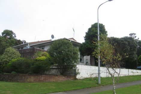 Photo of property in 9 Staithes Drive North, Whitby, Porirua, 5024