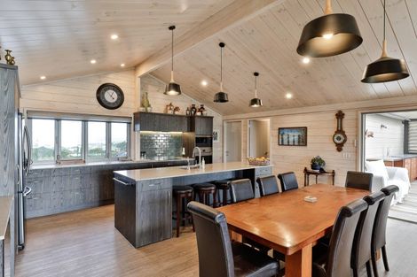 Photo of property in 97 Orchard Road, Hahei, Whitianga, 3591