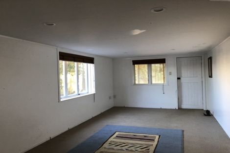 Photo of property in 36 Rewi Street, Torbay, Auckland, 0630