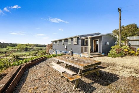Photo of property in 16 Hall Street, Motunau, Waipara, 7387