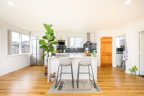 Photo of property in 67a Dundas Road, Sanson, 4817