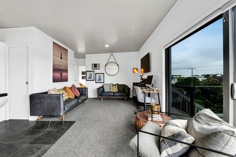 Photo of property in 1a Gordon Street, Glen Avon, New Plymouth, 4312