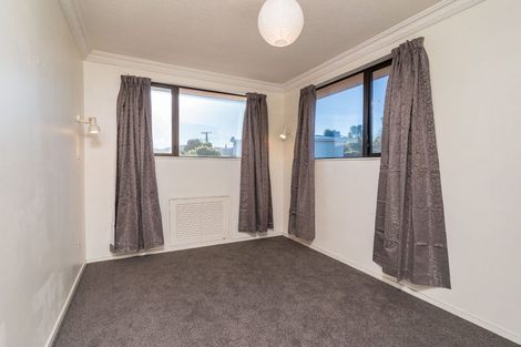 Photo of property in 39 Shandon Road, Vauxhall, Dunedin, 9013