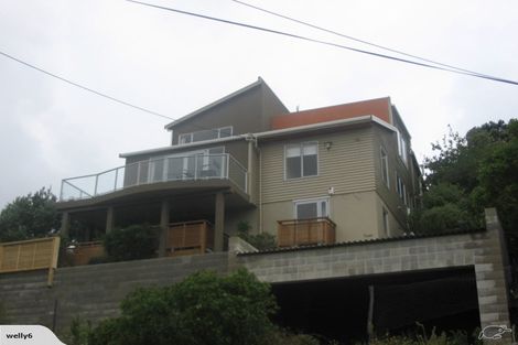 Photo of property in 4 Lyons Crescent, Strathmore Park, Wellington, 6022