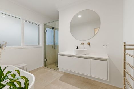 Photo of property in 85 Gravatt Road, Papamoa Beach, Papamoa, 3118