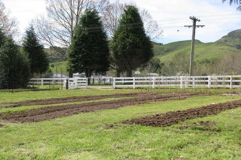 Photo of property in 4 Terrace Street, Matawai, 4075