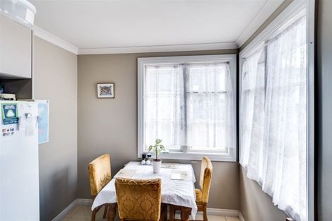 Photo of property in 130 Nuffield Avenue, Marewa, Napier, 4110