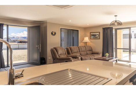 Photo of property in 15 Greenfield Place, Twizel, 7901
