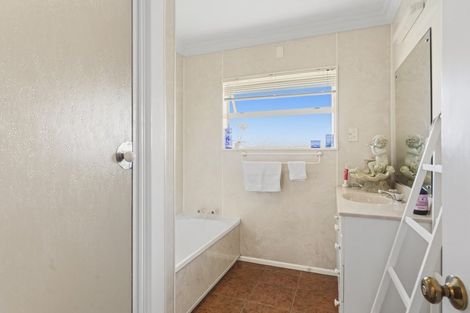 Photo of property in Jennian Avenue, Rototuna North, Hamilton, 3281