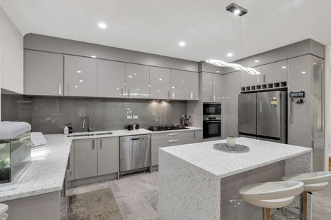 Photo of property in 114b Everglade Drive, Totara Heights, Auckland, 2105