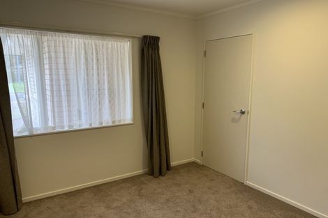 Photo of property in 6 Villa Grove, Paraparaumu, 5032