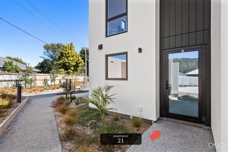 Photo of property in 130 Cambridge Terrace, Fairfield, Lower Hutt, 5011