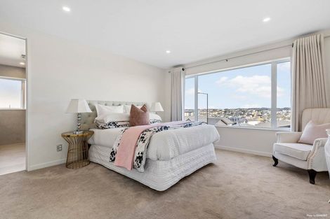 Photo of property in 63 Wainui Road, Silverdale, 0932