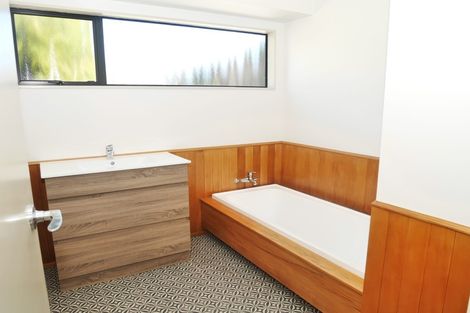 Photo of property in 67b Golf Road, Paraparaumu Beach, Paraparaumu, 5032