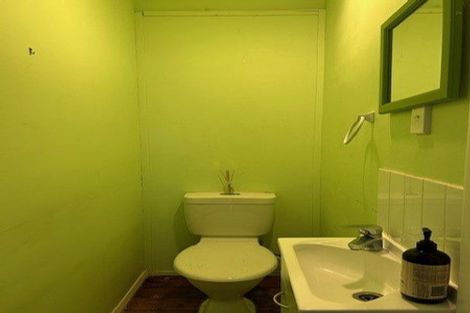 Photo of property in 2 Stanley Street, Berhampore, Wellington, 6023