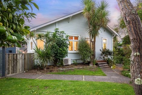 Photo of property in 137 Wellington Road, Paekakariki, 5034