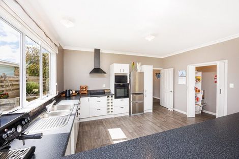 Photo of property in 3 Medway Street, Rongotea, 4476