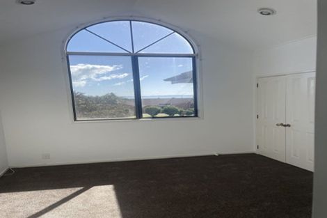 Photo of property in 23 Gillard Place, Eastern Beach, Auckland, 2012