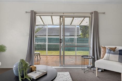 Photo of property in 4 Rhodes Drive, Kelvin Grove, Palmerston North, 4414