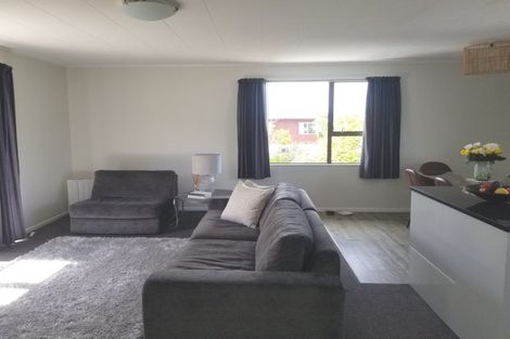 Photo of property in 2 Corric Hill, Torbay, Auckland, 0630