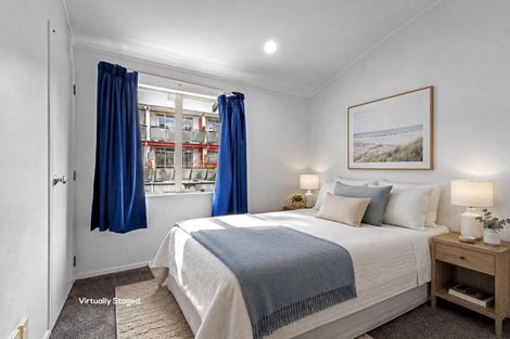 Photo of property in 8e/20 Ian Marwick Place, Birkenhead, Auckland, 0626
