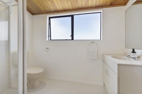 Photo of property in 6 Channing Crescent, Botany Downs, Auckland, 2010