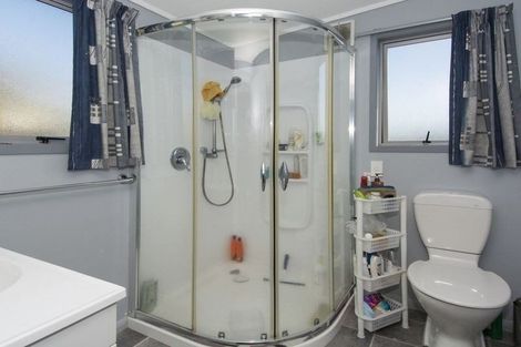 Photo of property in 380 Welcome Bay Road, Welcome Bay, Tauranga, 3175