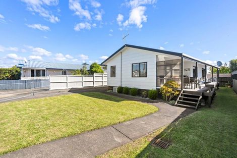 Photo of property in 243a Port Road, Whangamata, 3620
